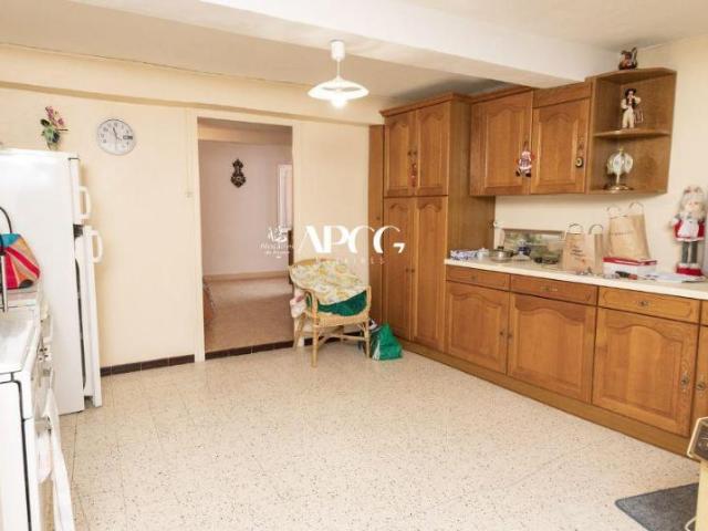 Maison en vente à Nyons, Auvergne Rhône Alpes, 125000€