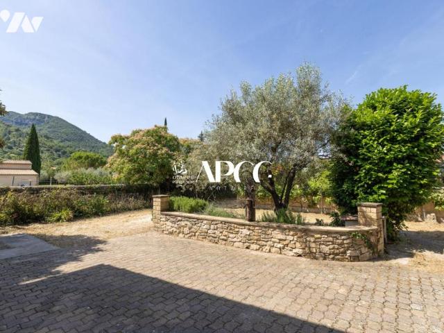 Maison en vente à Nyons, Auvergne Rhône Alpes, 285000€