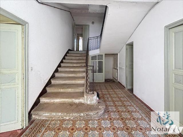 Maison en vente à Orgon, Provence Alpes Côte d'Azur, 420000€