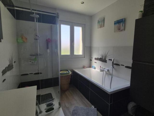 Maison en vente à Pelves, Hauts de France, 322400€