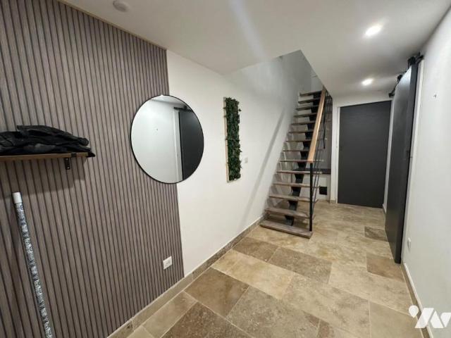 Maison en vente à Pélissanne, Provence Alpes Côte d'Azur, 239000€