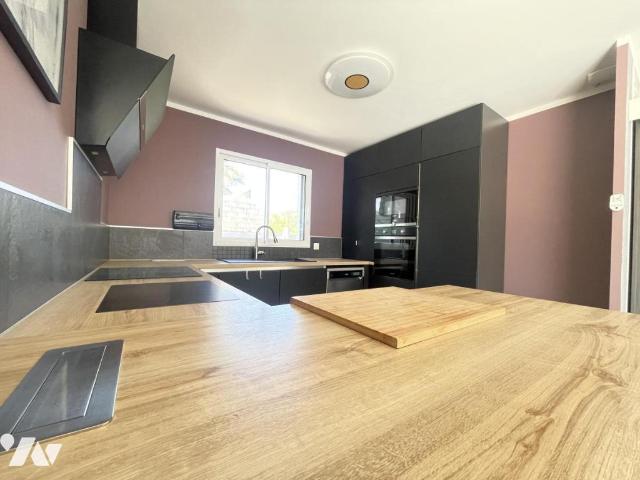 Maison en vente à Péret, Occitanie, 243000€