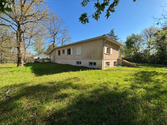Maison en vente à Pian Médoc, Nouvelle Aquitaine, 353900€