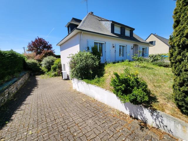 Maison en vente à Ponts de Cé, Pays de la Loire, 492560€
