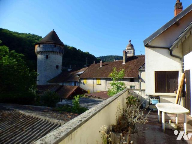 Maison en vente à Poligny, Bourgogne Franche Comté, 135000€