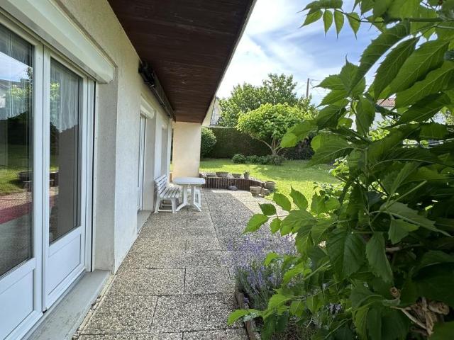 Maison en vente à Pouilley les Vignes, Bourgogne Franche Comté, 325000€