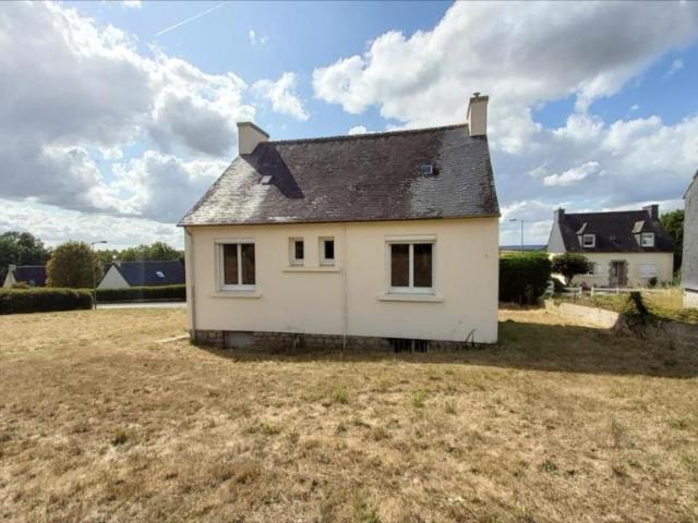 Maison en vente à Poullaouen, Bretagne, 71400€
