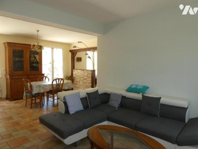 Maison en vente à Plouigneau, Bretagne, 197200€