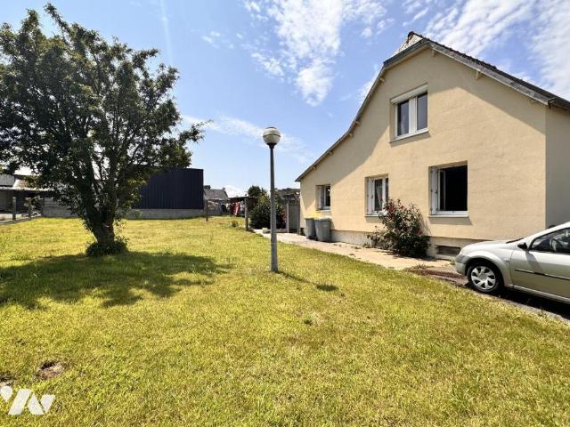 Maison en vente à Plounévez Moëdec, Bretagne, 157500€