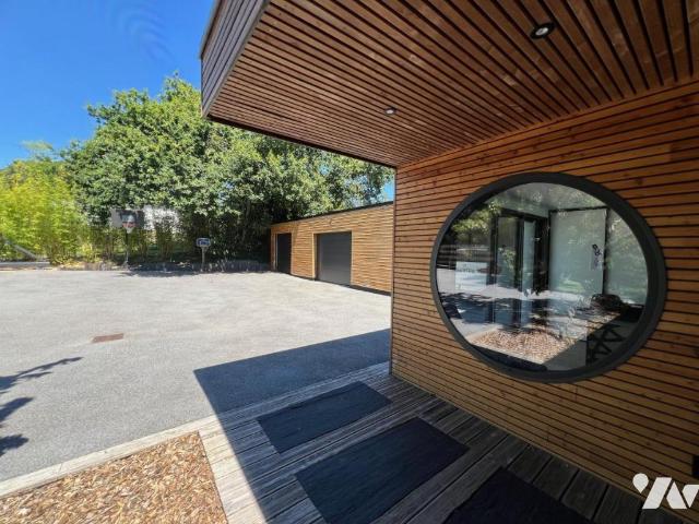 Maison en vente à Plogastel Saint Germain, Bretagne, 730000€