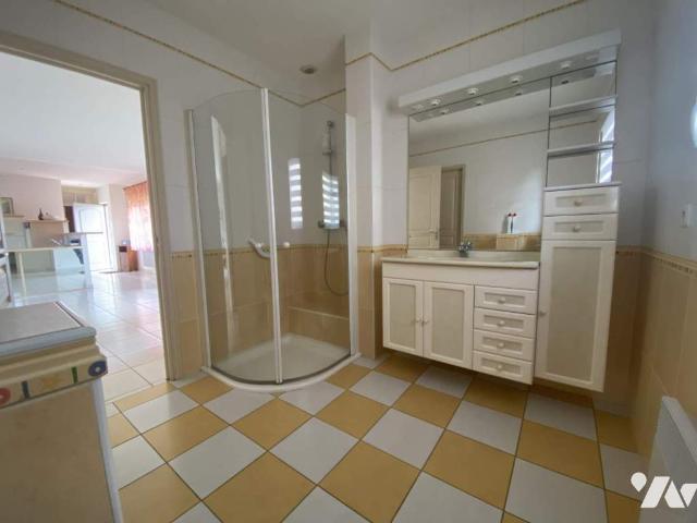Maison en vente à Plestin les Grèves, Bretagne, 365750€