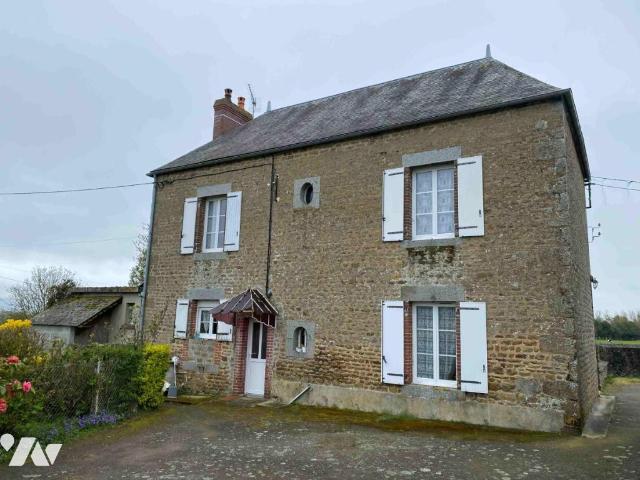 Maison en vente à Putanges le Lac, Normandie, 183500€