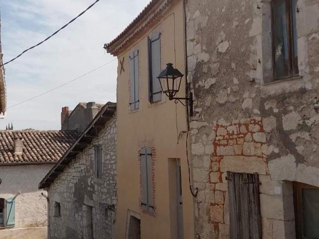 Maison en vente à Puylaroque, Occitanie, 147320€