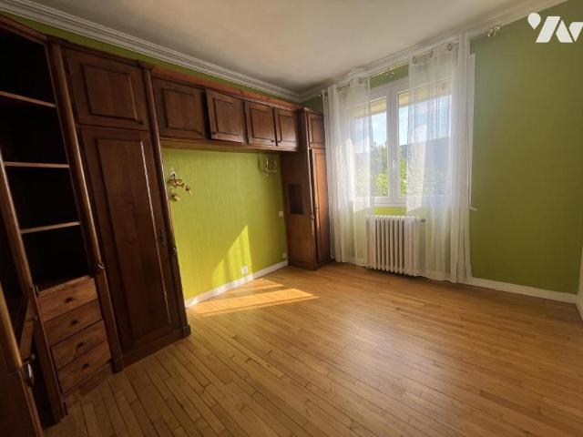 Maison en vente à Quintin, Bretagne, 208640€