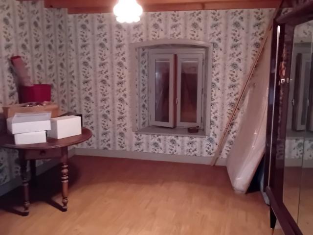 Maison en vente à Renaudie, Auvergne Rhône Alpes, 28000€