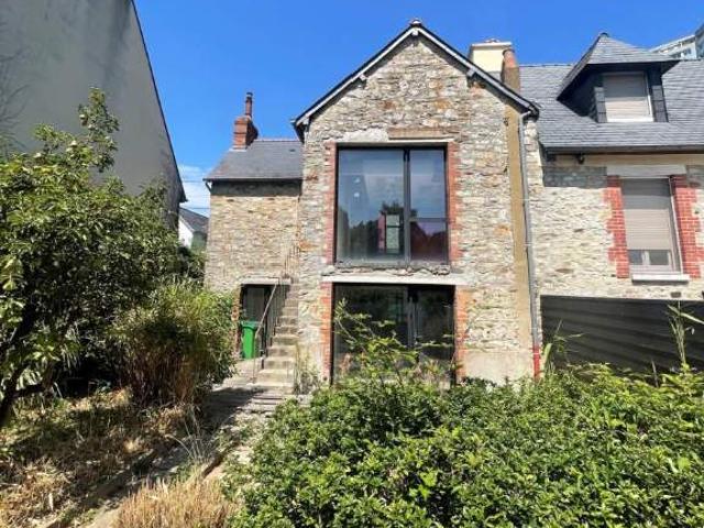 Maison en vente à Rennes, Bretagne, 365750€