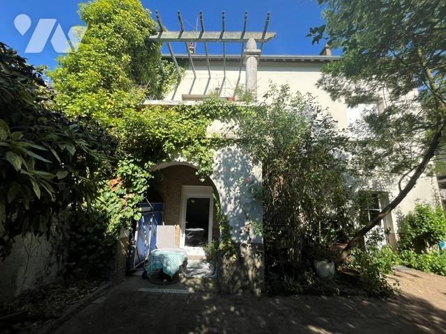 Maison en vente à Rennes, Bretagne, 644520€