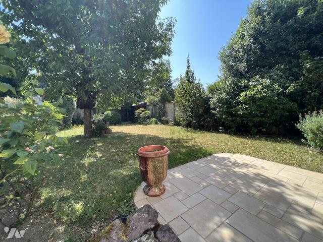 Maison en vente à Rennes, Bretagne, 809280€