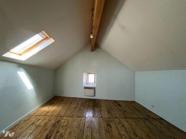 Maison en vente à Riceys, Grand Est, 82620€