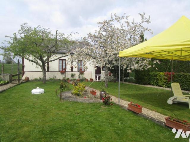 Maison en vente à Rives d'Andaine, Normandie, 63600€