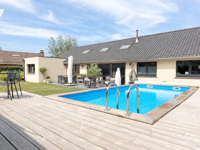 Maison en vente à Roncq, Hauts de France, 715000€