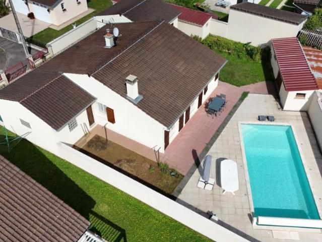 Maison en vente à Roches sur Marne, Grand Est, 183500€
