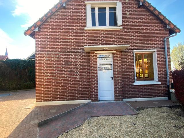 Maison en vente à Rosières en Santerre, Hauts de France, 90000€