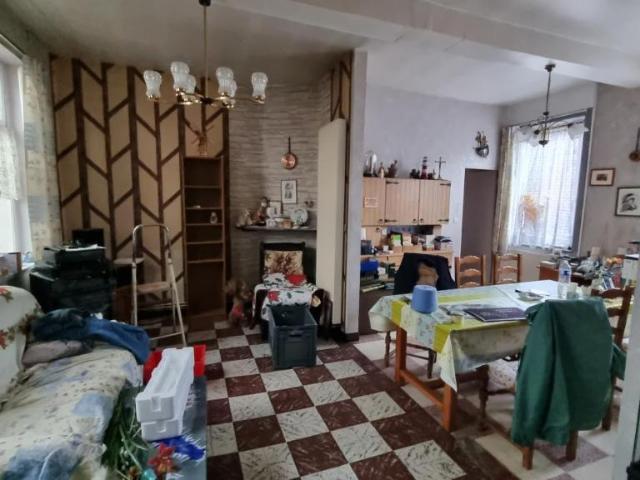 Maison en vente à Roubaix, Hauts de France, 117300€