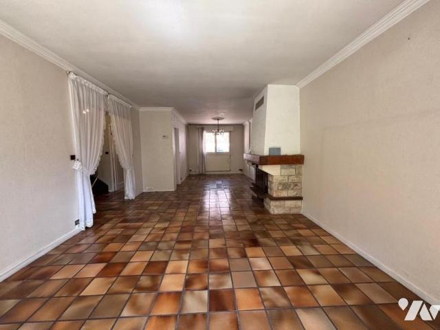 Maison en vente à Rouen, Normandie, 315000€