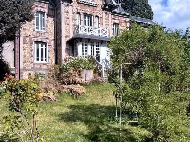 Maison en vente à Rouen, Normandie, 745000€