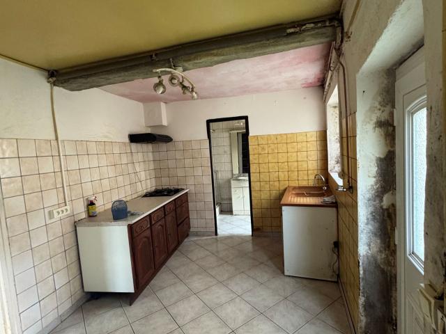Maison en vente à Santilly, Centre Val de Loire, 51000€