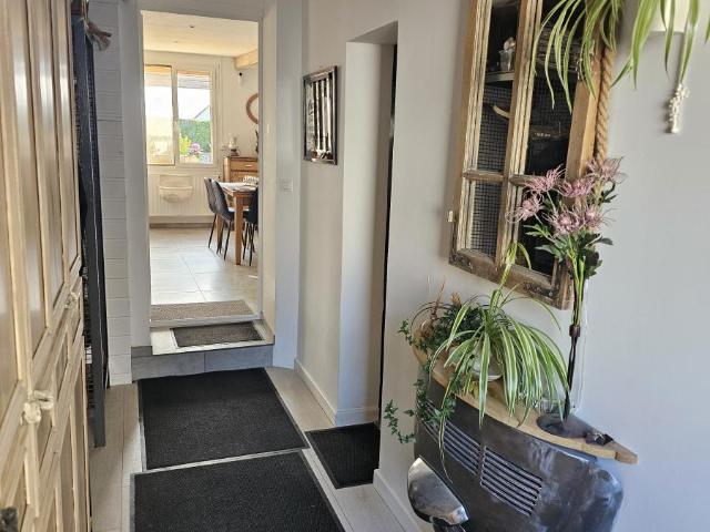 Maison en vente à Sailly le Sec, Hauts de France, 395960€