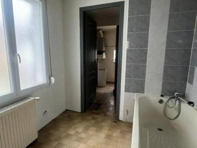 Maison en vente à Saint Amand les Eaux, Hauts de France, 106000€