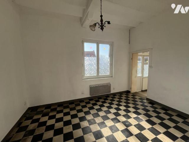 Maison en vente à Saint Amand les Eaux, Hauts de France, 146000€