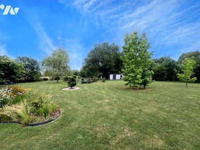 Maison en vente à Saint Amand les Eaux, Hauts de France, 698000€
