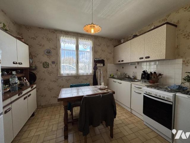 Maison en vente à Saint Antoine du Rocher, Centre Val de Loire, 210000€