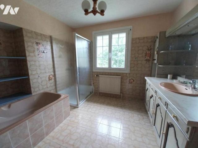 Maison en vente à Saint Aubin d'Écrosville, Normandie, 194000€