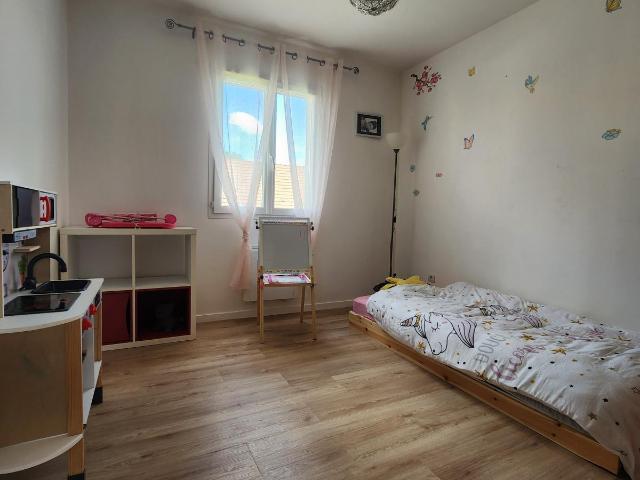 Maison en vente à Saint Aubin des Coudrais, Pays de la Loire, 140000€