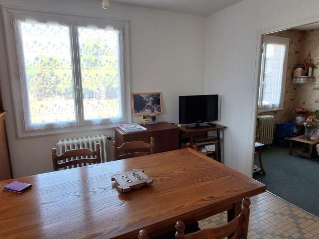 Maison en vente à Saint Aubin du Cormier, Bretagne, 260000€