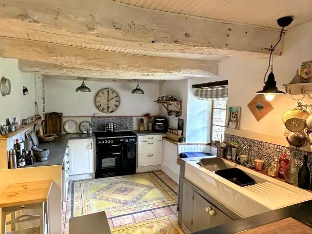 Maison en vente à Saint Caradec, Bretagne, 270452€