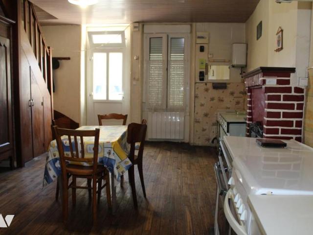 Maison en vente à Saint Dolay, Bretagne, 74300€