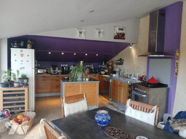 Maison en vente à Saint Épain, Centre Val de Loire, 395850€
