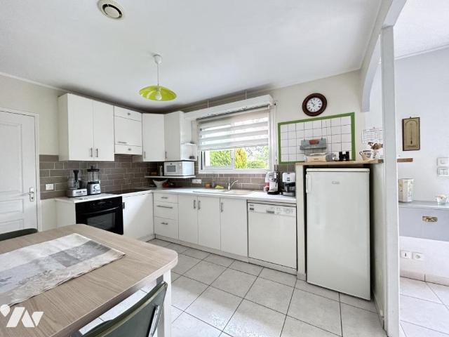 Maison en vente à Saint Erblon, Bretagne, 405210€