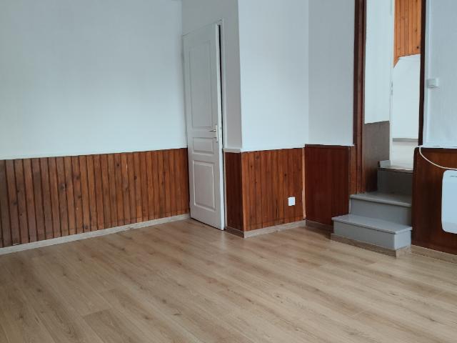 Maison en vente à Saint Georges du Vièvre, Normandie, 86000€