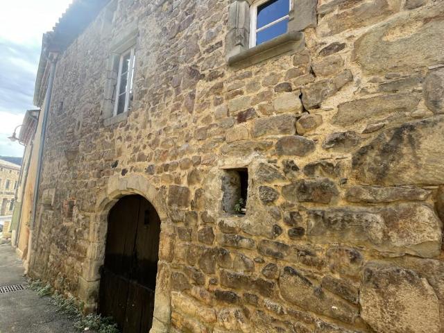 Maison en vente à Saint Georges les Bains, Auvergne Rhône Alpes, 125000€