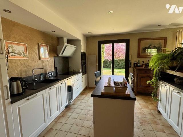 Maison en vente à Saint Germain du Corbéis, Normandie, 330000€