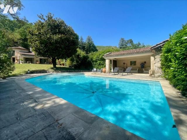 Maison en vente à Saint Jean de Muzols, Auvergne Rhône Alpes, 690000€