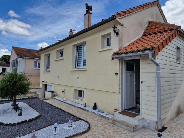 Maison en vente à Saint Jean de Thouars, Nouvelle Aquitaine, 115000€
