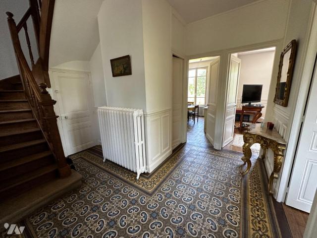 Maison en vente à Saint Julien du Sault, Bourgogne Franche Comté, 297000€