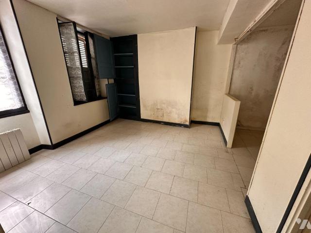Maison en vente à Saint Julien du Sault, Bourgogne Franche Comté, 52000€
